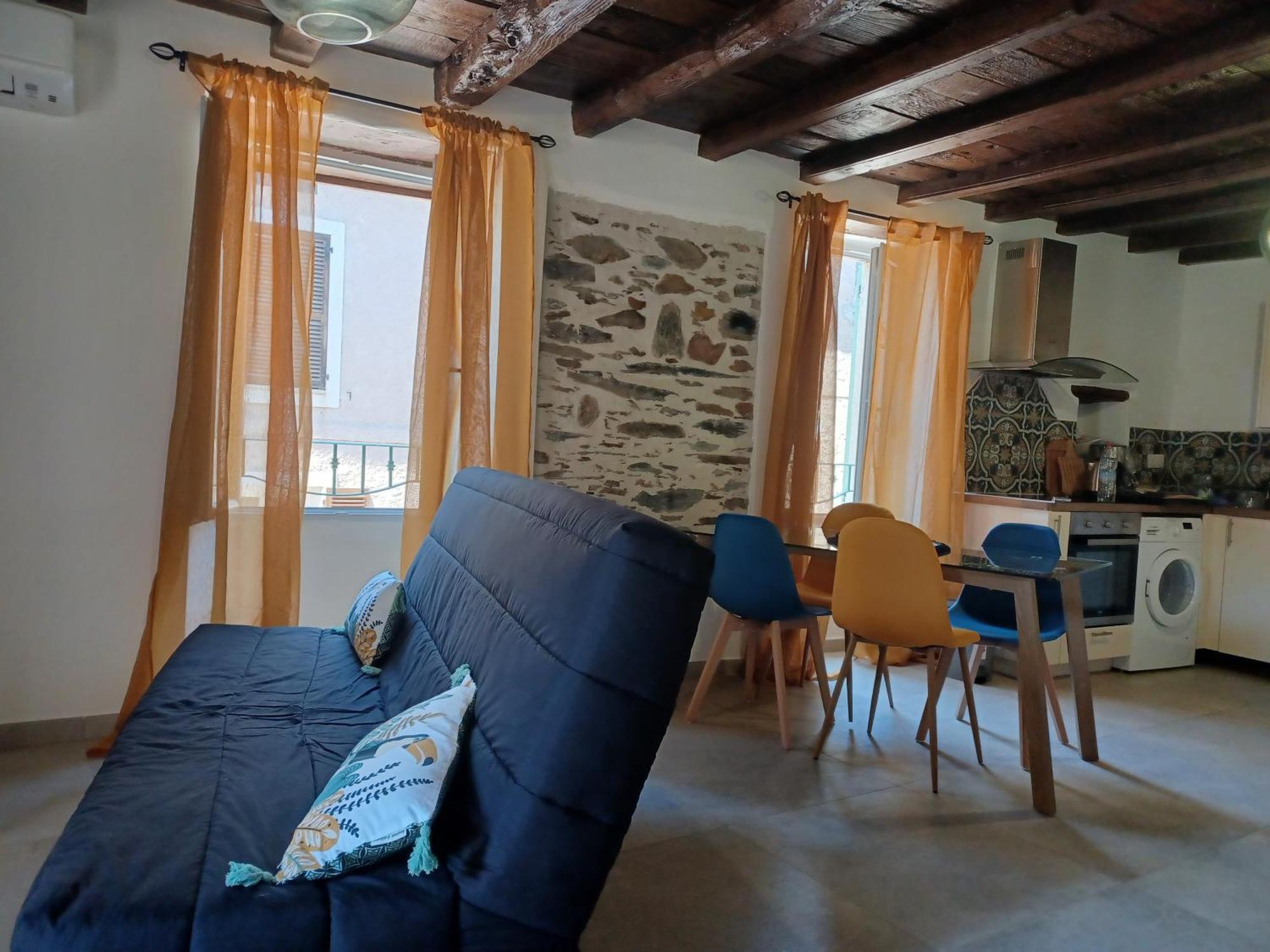 Casa Pernice Penta di Casinca 객실 사진